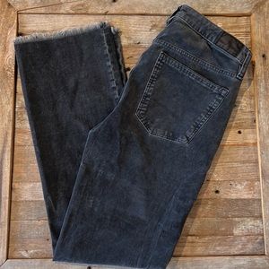 American Eagle Super Stretch Black Corduroy pants size 6 🦅